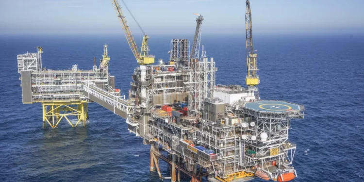 PREȚUL PETROLULUI ÎN SCĂDERE