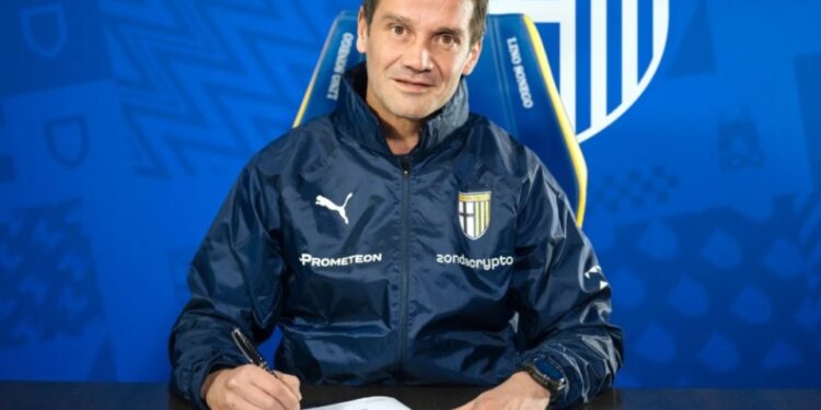 Cristian Chivu este noul antrenor al Parmei