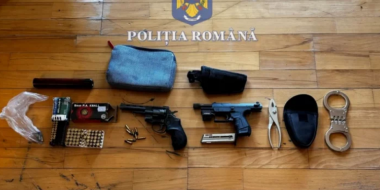 Arme aruncate peste gard!