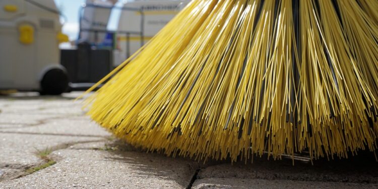 Consilierii locali au aprobat tarifele pentru curățenia stradală din Timișoara