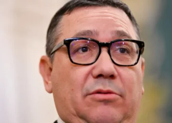 Victor Ponta încolțit