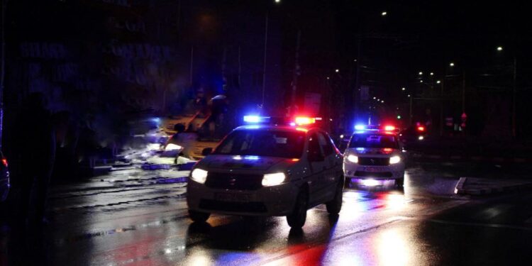 Zona Lunei, zguduită de un incident grav: O studentă a căzut de la etaj