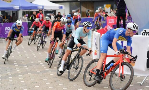 Sute de bicicliști la Poli Bike Challenge Timișoara