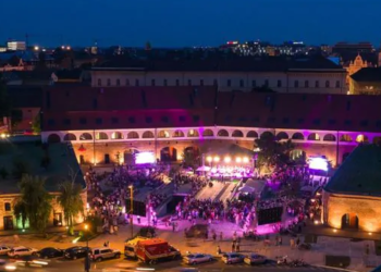 Ce program artistic avem la Bastion în luna mai?