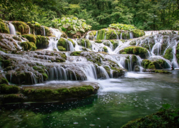 Cheile Nerei – splendoarea ascunsă din Banat