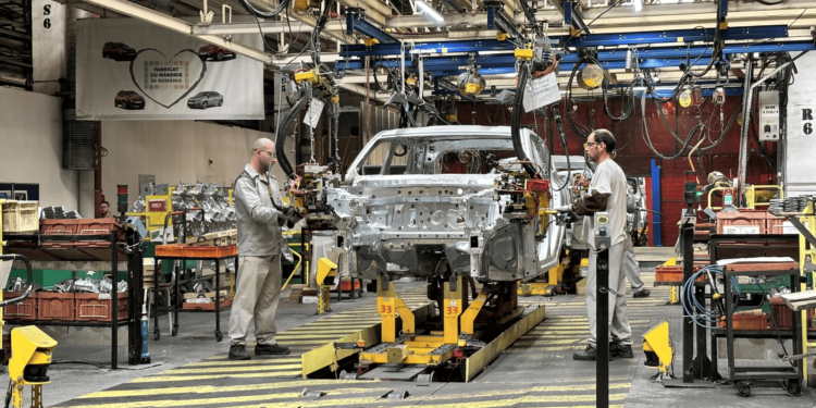 Automobile Dacia continuă să crească