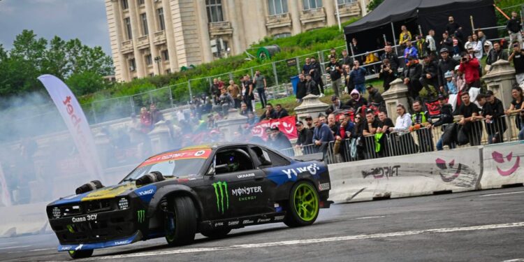 Zelinsky, învingător în etapa de drift din fața Palatului Parlamentului