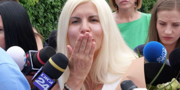 Udrea, liberă! Fostul ministru a ieșit din penitenciar înainte de termen