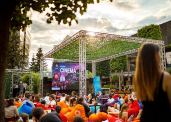Vară animată în Iulius Town: cinema în aer liber, șah și festivaluri culturale