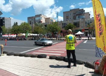 Adrenalină, viteză și spectacol pe patru roți în centrul Devei