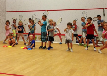 Timișoara oferă copiilor squash și înot gratuit pe timpul verii