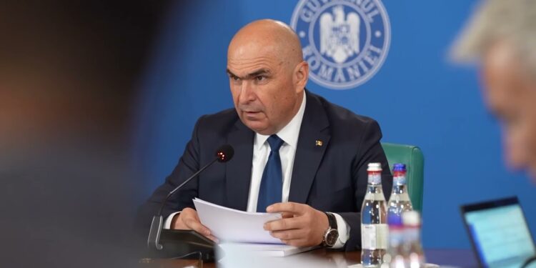 Bolojan: „Vor urma concedieri în instituțiile cu prea mulți angajați”