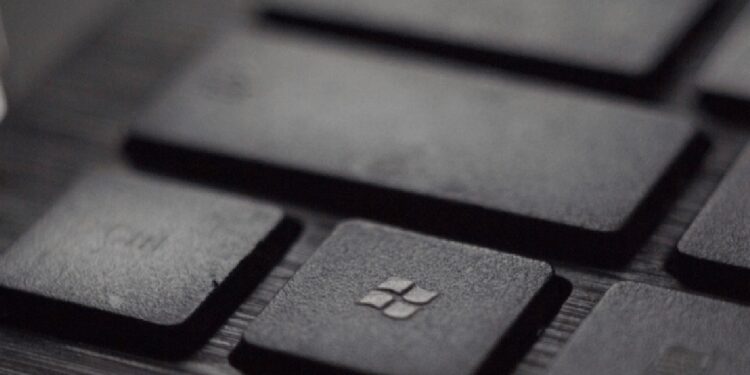 11 tineri vor reprezenta România la Campionatul European de Securitate Cibernetică 2025