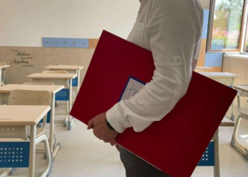 Criză în educație: titularizări pe catedre improvizate sau neacoperite