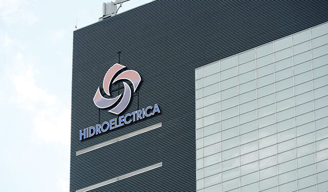 Hidroelectrica pe val