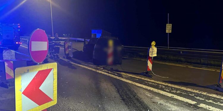 Minor la spital, după un grav accident rutier