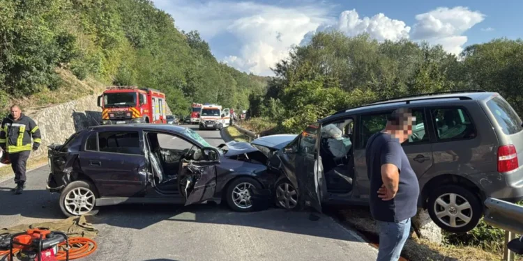 Accident cu 5 victime în Bocșa