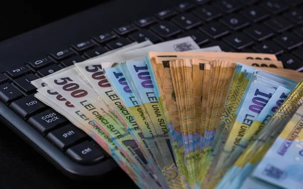 Deficitul României este la 10% din PIB