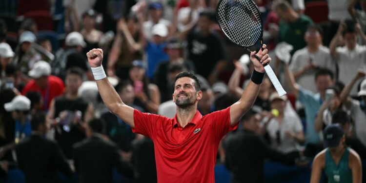 38 de ani și încă în top! Djokovic avansează în semifinale la Shanghai