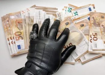 Mită la frontieră