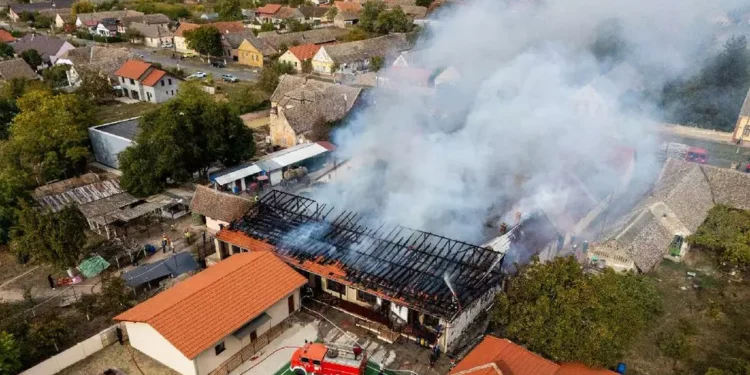 Incendiu devastator la școala din Lovrin