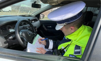 A condus fără permis, sub influența substanțelor psihoactive și a făcut accident