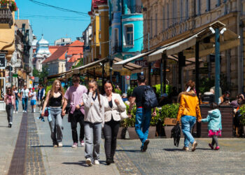 Încă o fabrică se închide în România