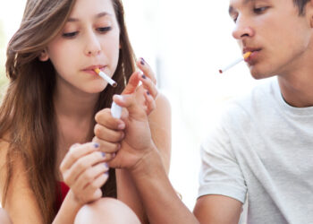 Combaterea fumatului în rândul tinerilor: rolul prețului și al politicilor?