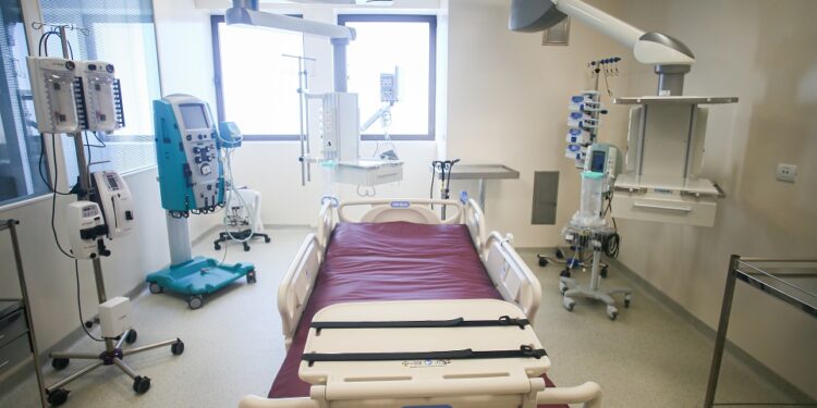 Centrele de Mari Arși din Timișoara și Târgu Mureș între termene optimiste și urgența unei țări nepregătite