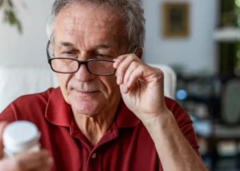 Exerciții pentru o vedere optimă indiferent de vârstă și care ajută la evitarea ochelarilor