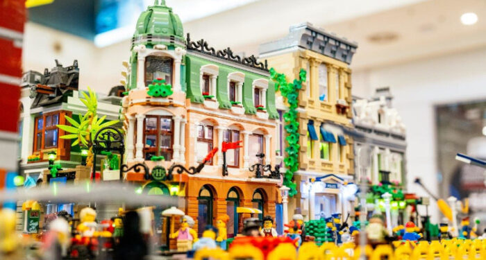 Expoziții LEGO și teatru interactiv la Iulius Mall