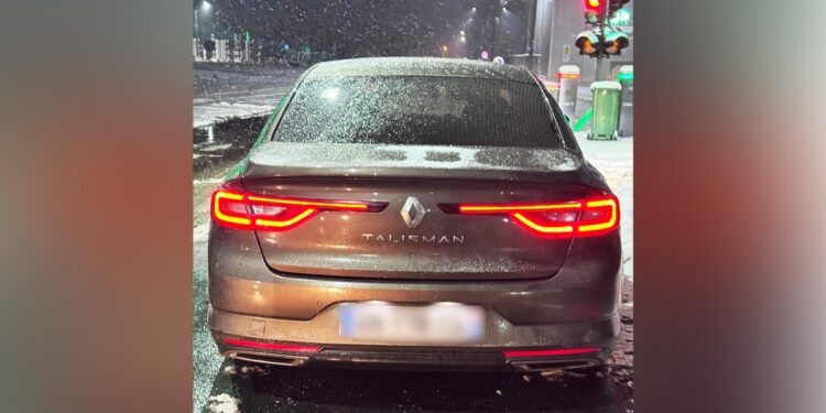 Cetățean sârb, la volanul unei mașini căutate în Franța