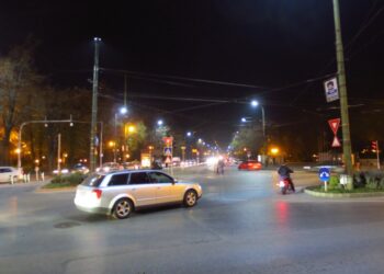 Lucrări la apă și canalizare pe Bulevardul 16 Decembrie 1989