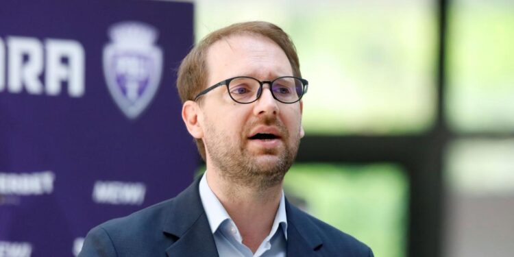 Fritz, responsabil pentru blocajul investiției de 240 mil. € în Timișoara