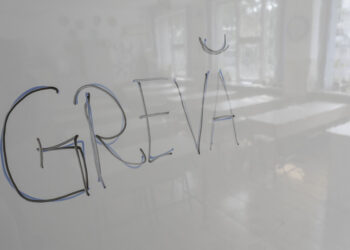 Grevă de avertisment în peste 1.500 de comune